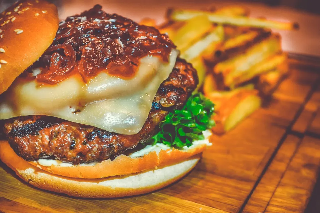 7 cech dobrego burgera - sprawdź, czy znasz je wszystkie!